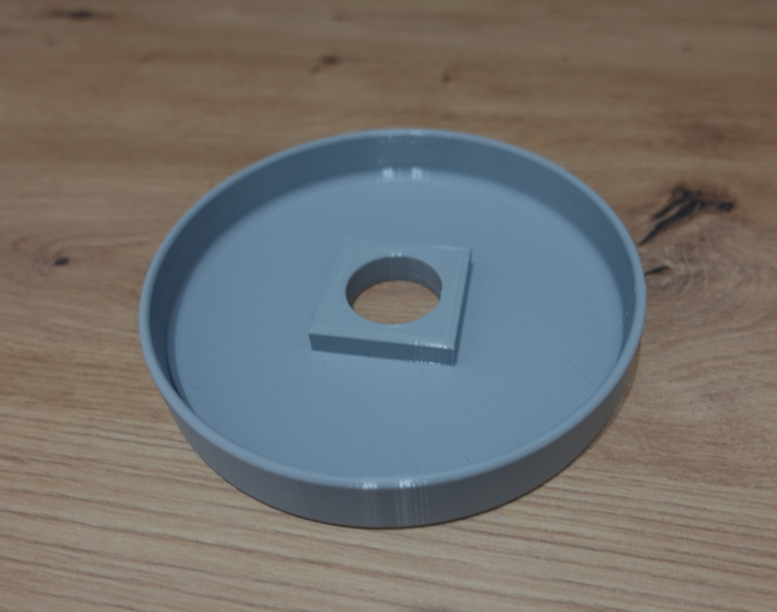 Quadrilla marble plate